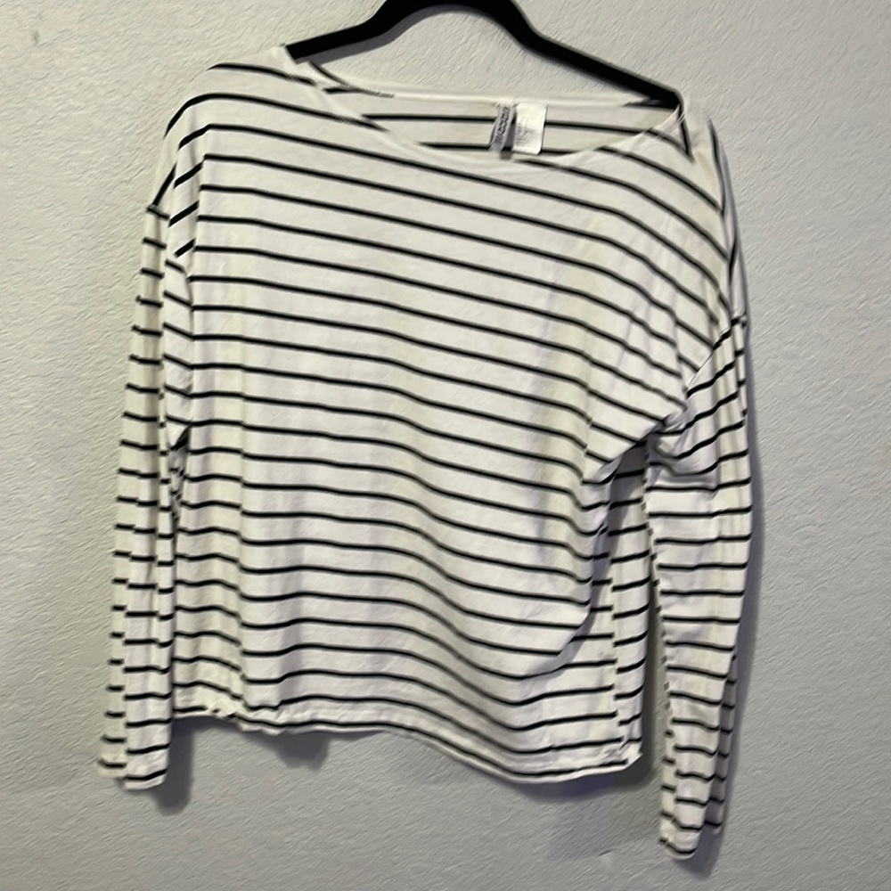 Black and White Stripe long sleeve